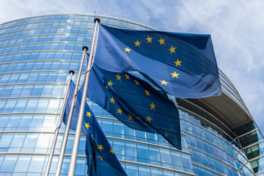La Eurocámara ratifica la ley contra el “SLAPP”
